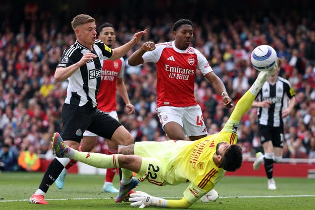 Arsenal vượt ải Newcastle 1-0 nhờ màn trình diễn chói sáng của Declan Rice
