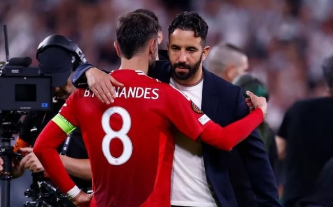 Tương lai Bruno Fernandes tại Man Utd: Sự không chắc chắn giữa tình yêu và thực tế