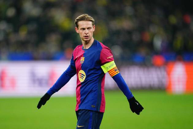 Barcelona Gần Chốt Hợp Đồng Dài Hạn Với Frenkie De Jong