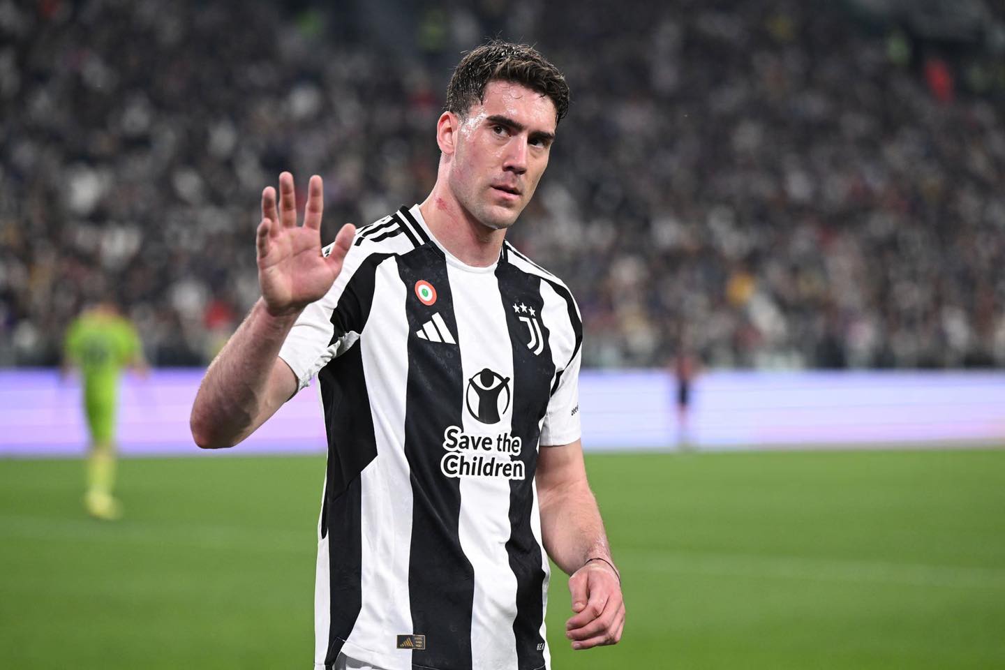 Từ thần đồng đến bến bờ quên lãng: Hành trình đầy thăng trầm của Dusan Vlahovic tại Juventus