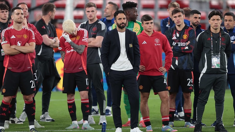 Manchester United Đại Tuân Đội Hình: 10 Cầu Thủ Chia Tay Hè 2025