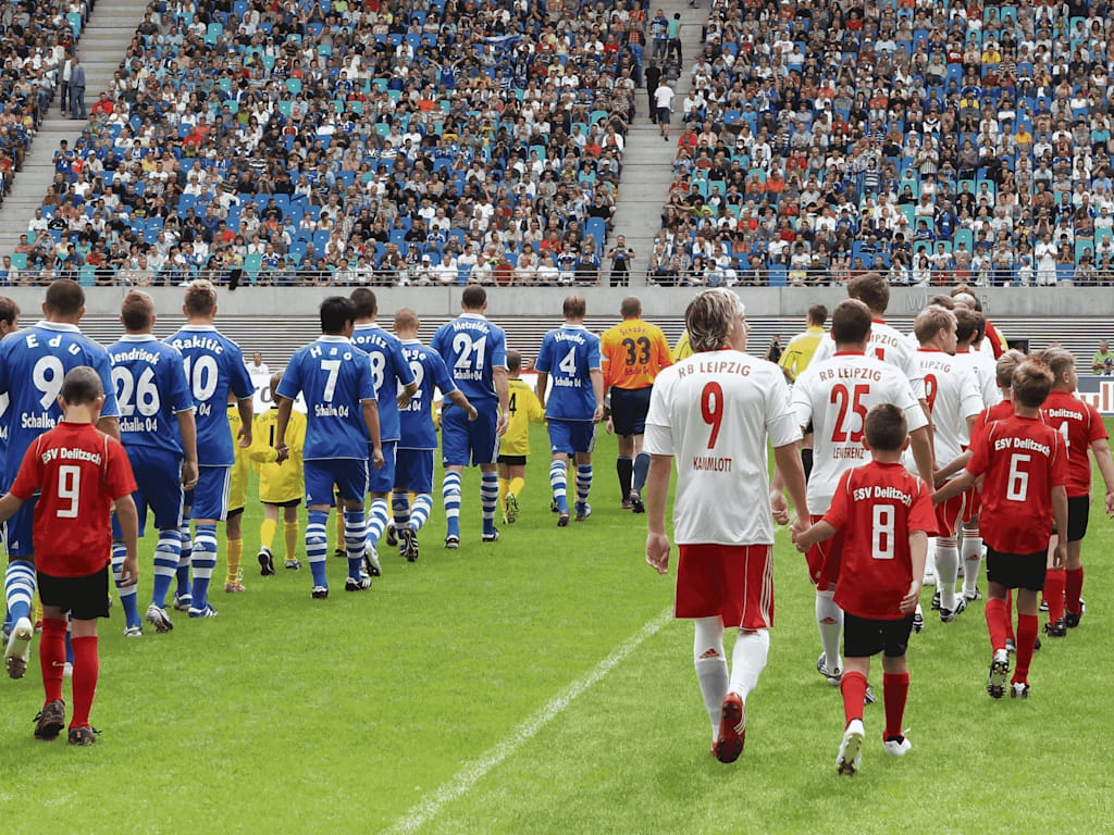 Red Bull Arena Leipzig: Từ Di Tích Lãng Quên Đến Biểu Tượng Hiện Đại