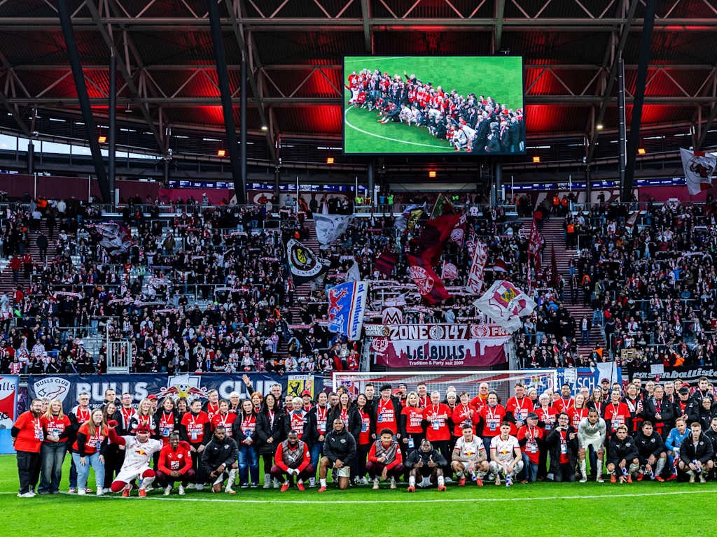 Red Bull Arena Leipzig: Từ Di Tích Lãng Quên Đến Biểu Tượng Hiện Đại